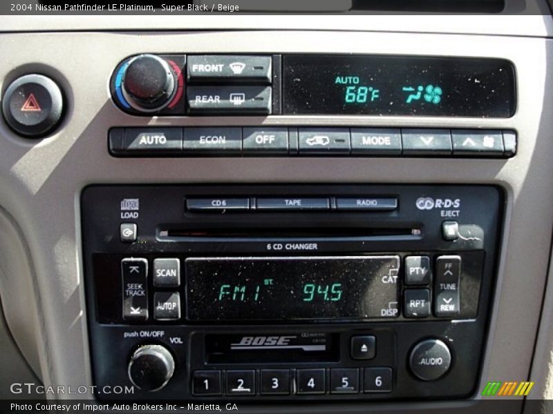 Super Black / Beige 2004 Nissan Pathfinder LE Platinum