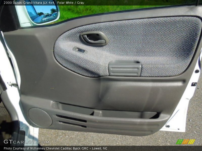 Polar White / Gray 2000 Suzuki Grand Vitara JLX 4x4
