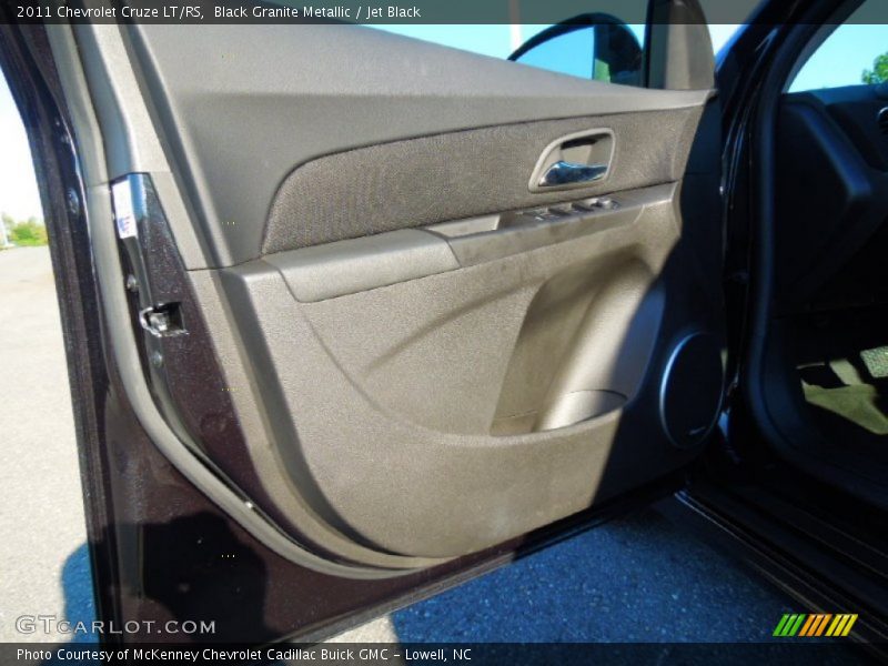 Black Granite Metallic / Jet Black 2011 Chevrolet Cruze LT/RS