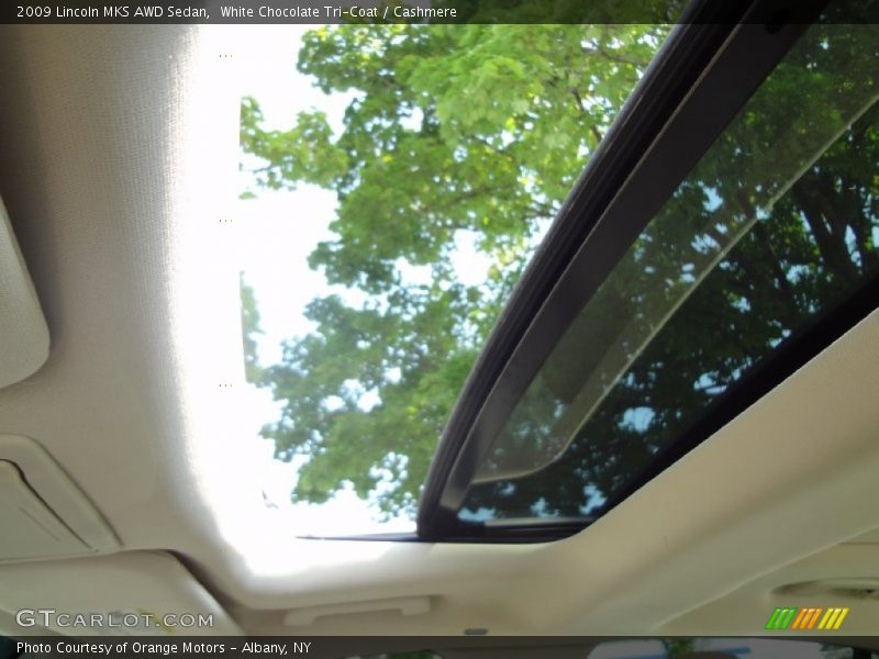 White Chocolate Tri-Coat / Cashmere 2009 Lincoln MKS AWD Sedan