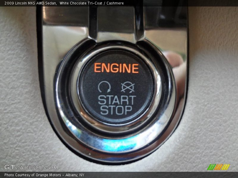 White Chocolate Tri-Coat / Cashmere 2009 Lincoln MKS AWD Sedan