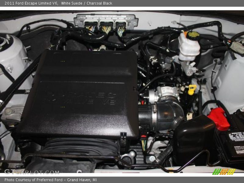 White Suede / Charcoal Black 2011 Ford Escape Limited V6