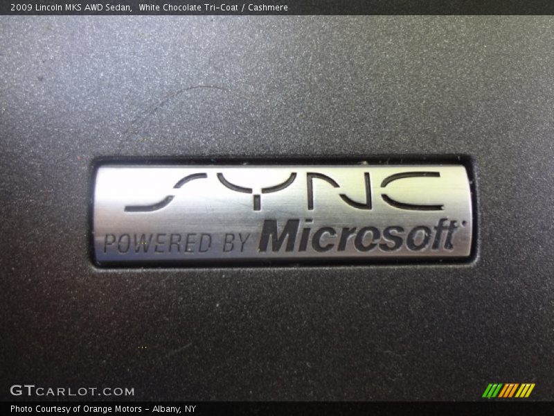 White Chocolate Tri-Coat / Cashmere 2009 Lincoln MKS AWD Sedan