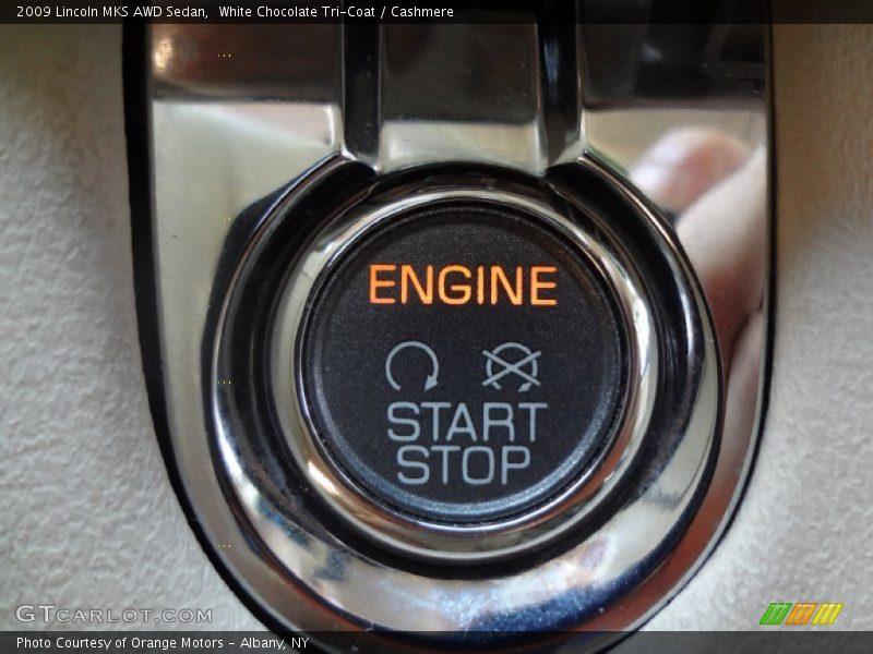 White Chocolate Tri-Coat / Cashmere 2009 Lincoln MKS AWD Sedan