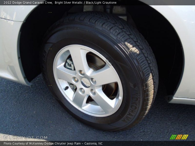 Bright Silver Metallic / Black/Light Graystone 2012 Dodge Grand Caravan Crew