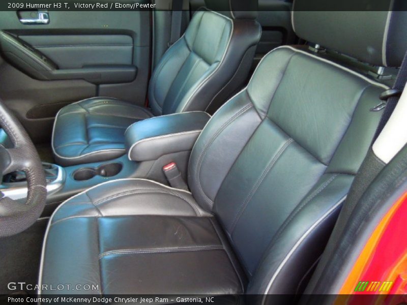 Front Seat of 2009 H3 T