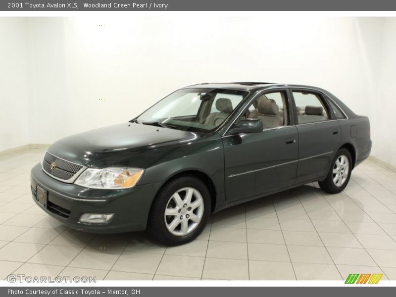 Woodland Green Pearl / Ivory 2001 Toyota Avalon XLS