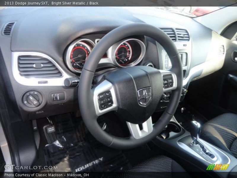 Bright Silver Metallic / Black 2013 Dodge Journey SXT