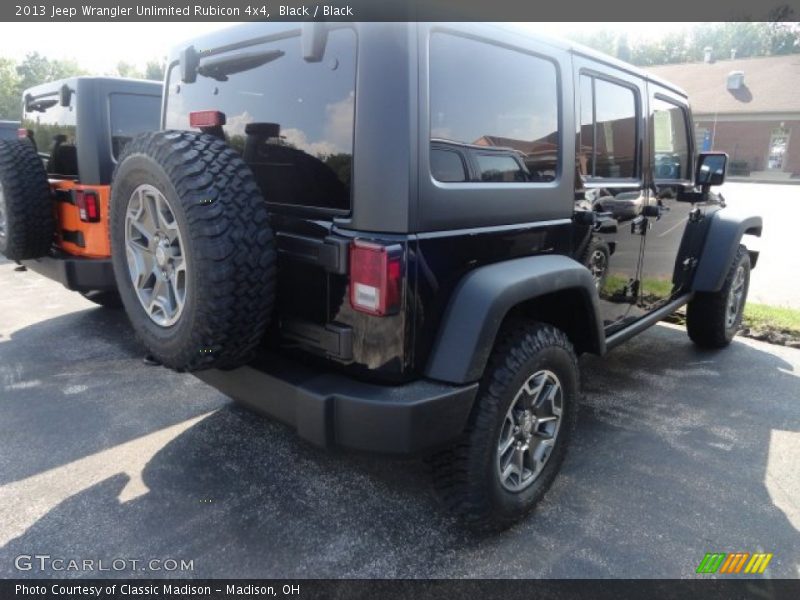 Black / Black 2013 Jeep Wrangler Unlimited Rubicon 4x4