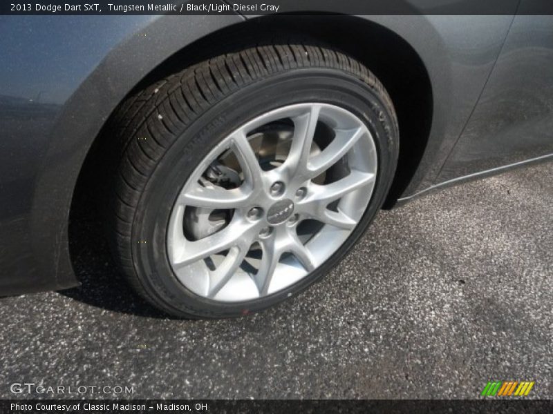 Tungsten Metallic / Black/Light Diesel Gray 2013 Dodge Dart SXT