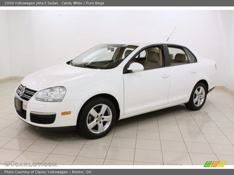 Candy White / Pure Beige 2009 Volkswagen Jetta S Sedan