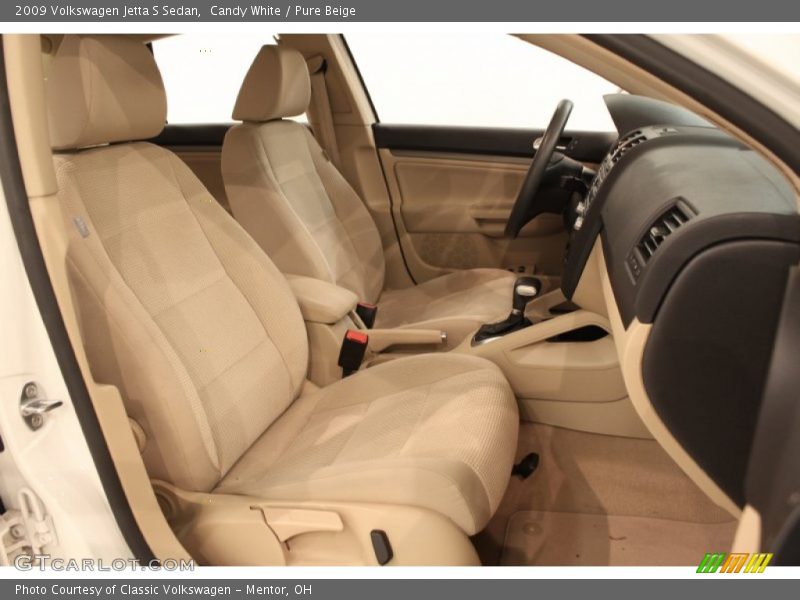Candy White / Pure Beige 2009 Volkswagen Jetta S Sedan