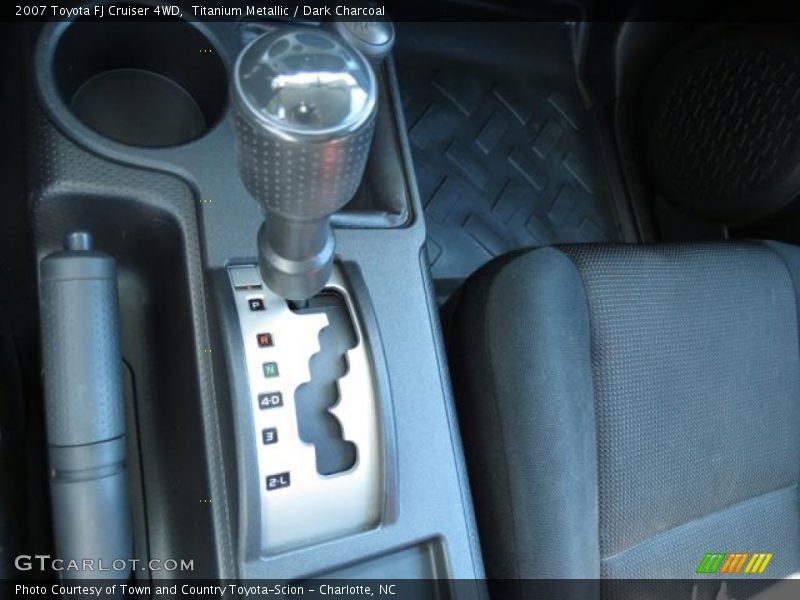 Titanium Metallic / Dark Charcoal 2007 Toyota FJ Cruiser 4WD