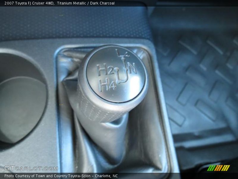 Titanium Metallic / Dark Charcoal 2007 Toyota FJ Cruiser 4WD