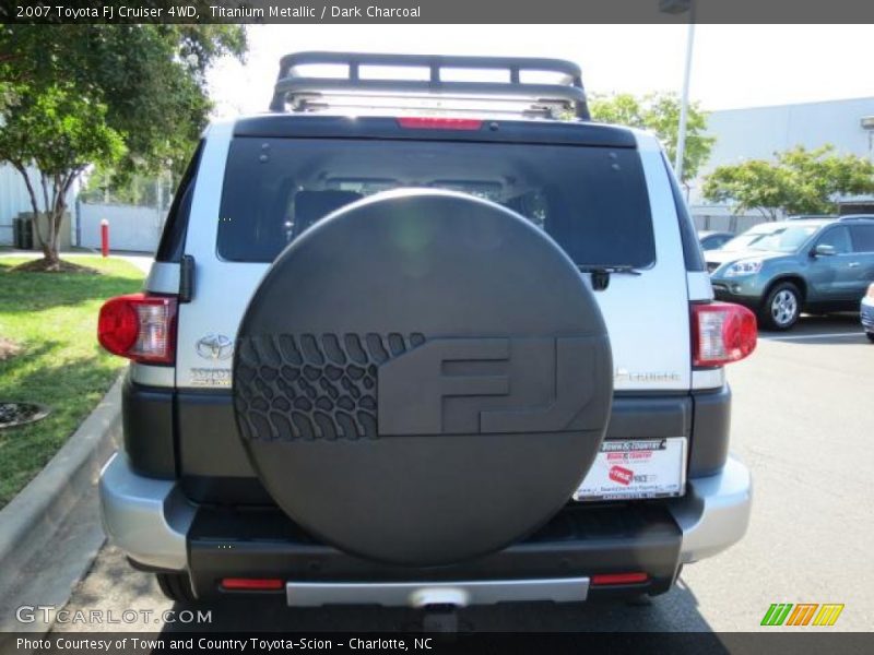 Titanium Metallic / Dark Charcoal 2007 Toyota FJ Cruiser 4WD