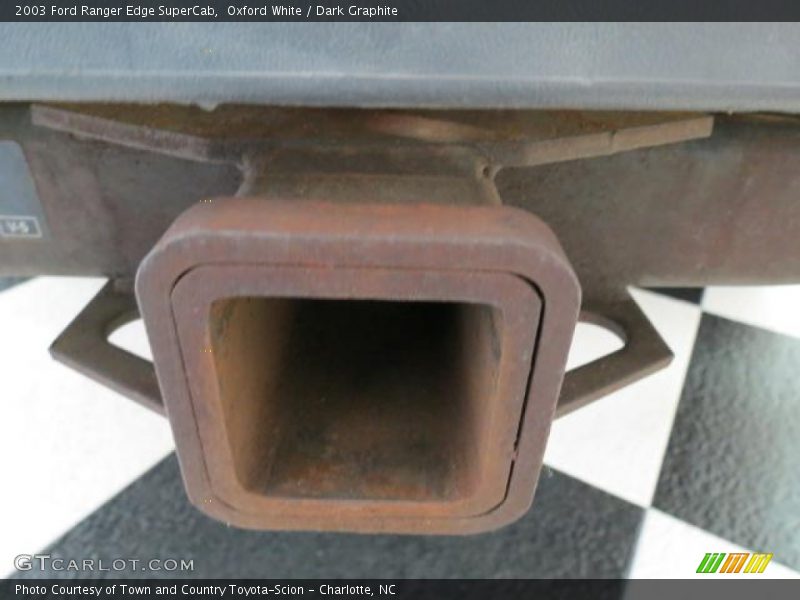 Oxford White / Dark Graphite 2003 Ford Ranger Edge SuperCab