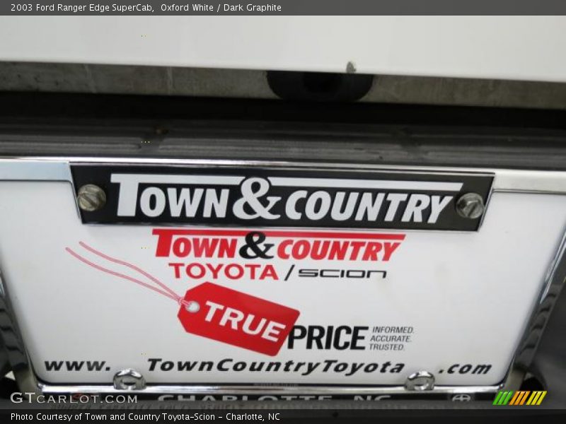 Oxford White / Dark Graphite 2003 Ford Ranger Edge SuperCab