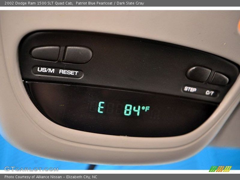 Patriot Blue Pearlcoat / Dark Slate Gray 2002 Dodge Ram 1500 SLT Quad Cab