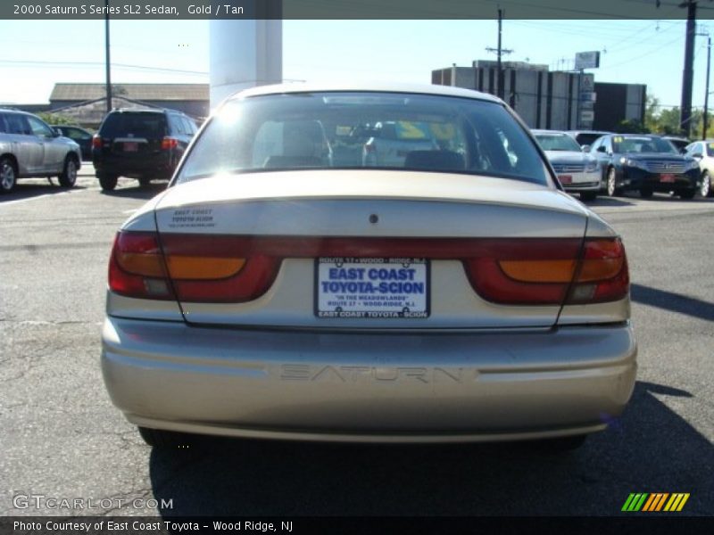 Gold / Tan 2000 Saturn S Series SL2 Sedan