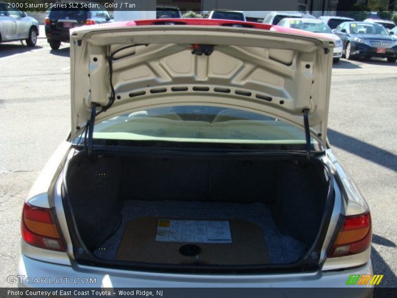 Gold / Tan 2000 Saturn S Series SL2 Sedan