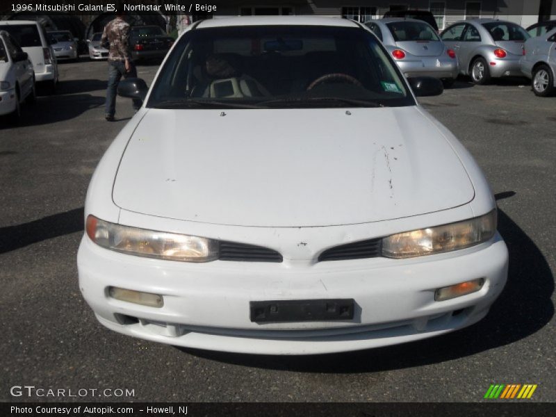 Northstar White / Beige 1996 Mitsubishi Galant ES