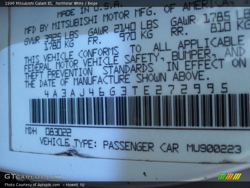 Northstar White / Beige 1996 Mitsubishi Galant ES