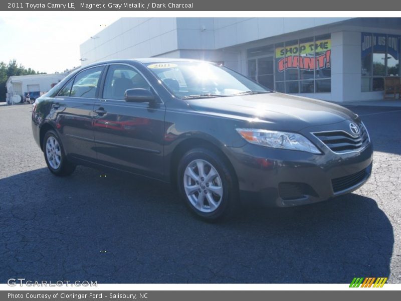 Magnetic Gray Metallic / Dark Charcoal 2011 Toyota Camry LE