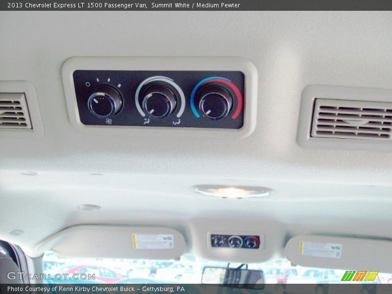 Summit White / Medium Pewter 2013 Chevrolet Express LT 1500 Passenger Van