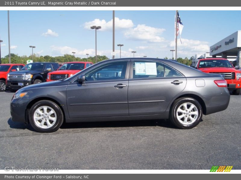 Magnetic Gray Metallic / Dark Charcoal 2011 Toyota Camry LE
