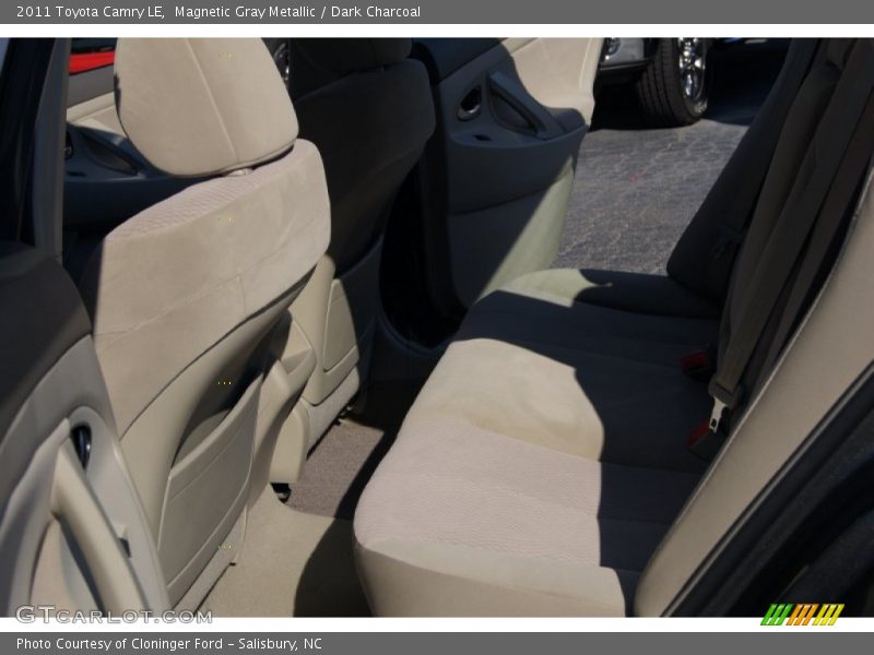Magnetic Gray Metallic / Dark Charcoal 2011 Toyota Camry LE
