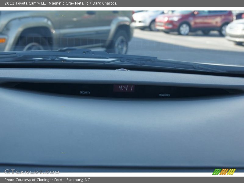 Magnetic Gray Metallic / Dark Charcoal 2011 Toyota Camry LE