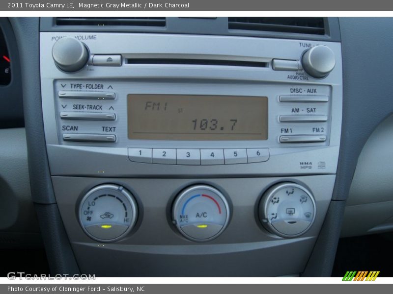 Magnetic Gray Metallic / Dark Charcoal 2011 Toyota Camry LE