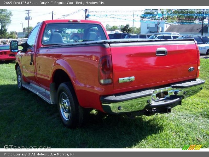 Red / Medium Flint 2005 Ford F350 Super Duty XLT Regular Cab