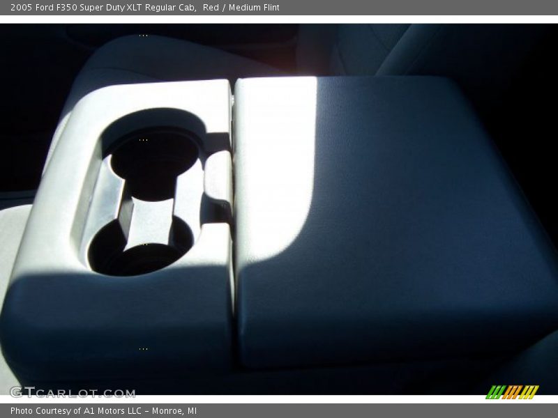 Red / Medium Flint 2005 Ford F350 Super Duty XLT Regular Cab