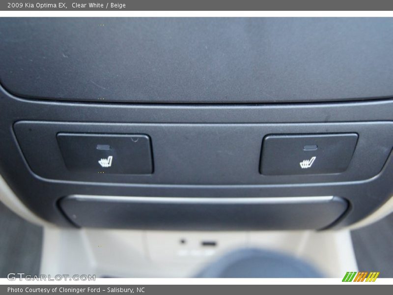 Clear White / Beige 2009 Kia Optima EX