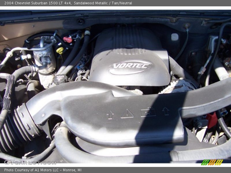Sandalwood Metallic / Tan/Neutral 2004 Chevrolet Suburban 1500 LT 4x4