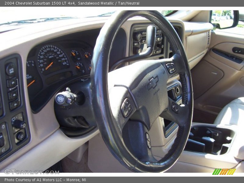 Sandalwood Metallic / Tan/Neutral 2004 Chevrolet Suburban 1500 LT 4x4