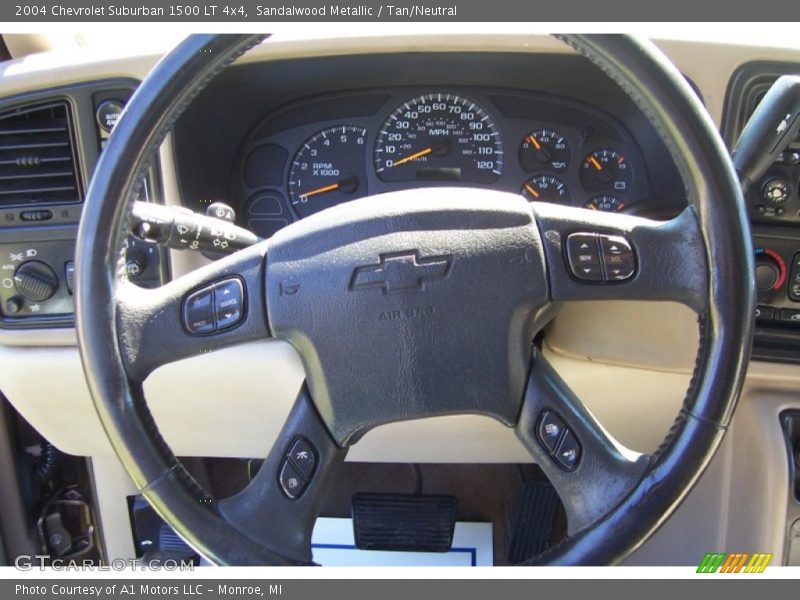 Sandalwood Metallic / Tan/Neutral 2004 Chevrolet Suburban 1500 LT 4x4