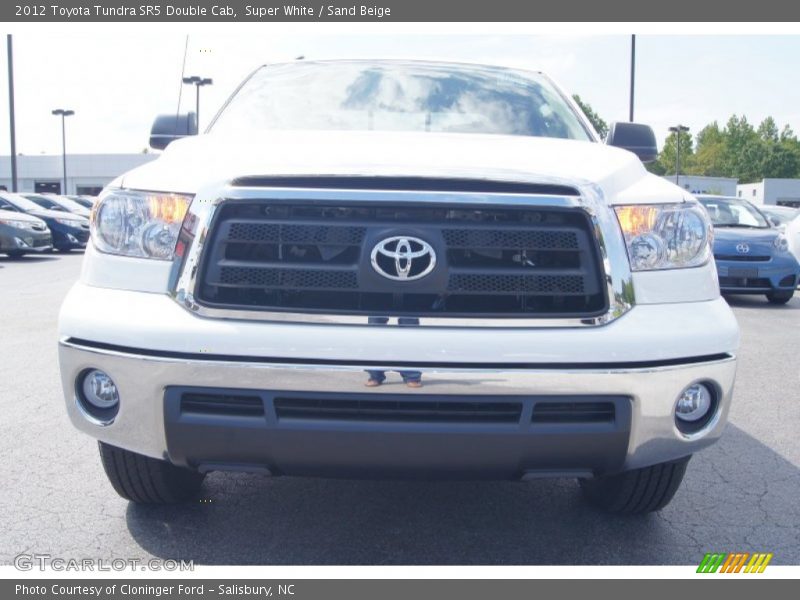 Super White / Sand Beige 2012 Toyota Tundra SR5 Double Cab