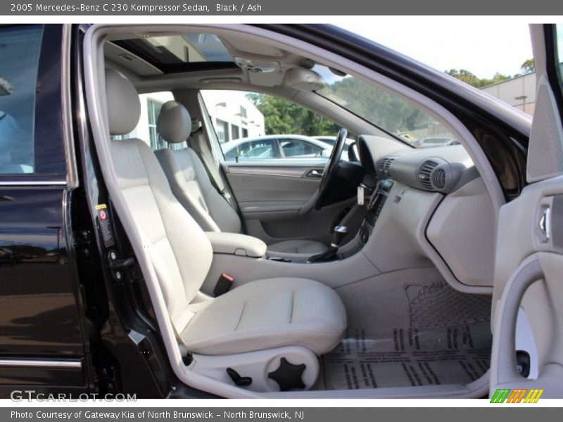 Black / Ash 2005 Mercedes-Benz C 230 Kompressor Sedan