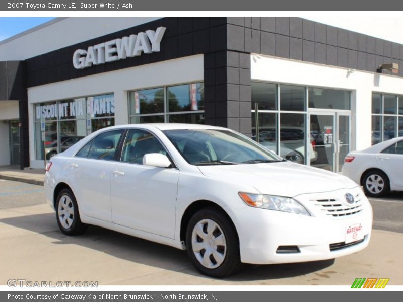 Super White / Ash 2007 Toyota Camry LE