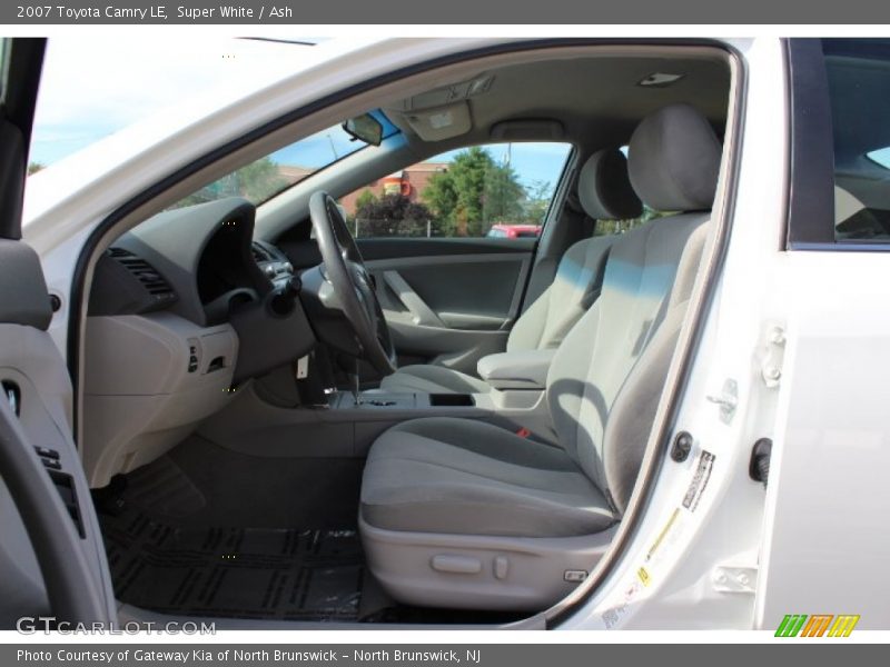 Super White / Ash 2007 Toyota Camry LE
