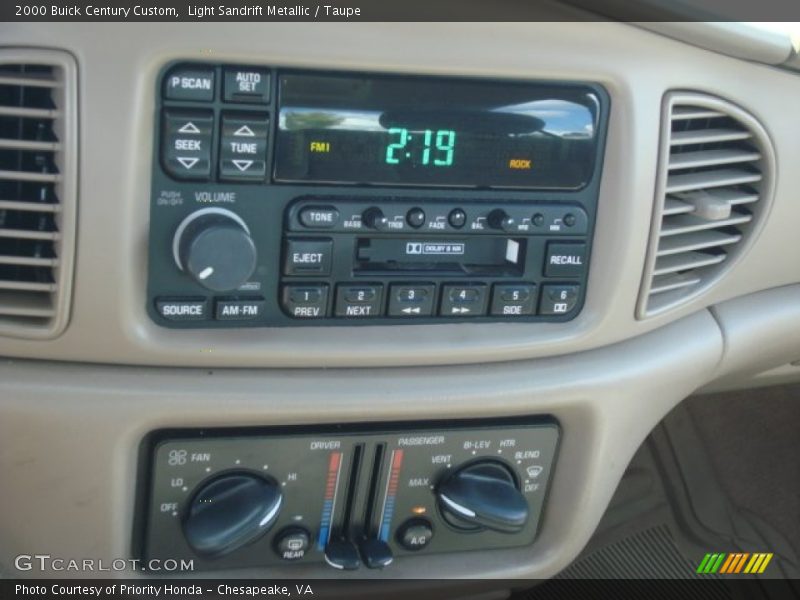 Light Sandrift Metallic / Taupe 2000 Buick Century Custom