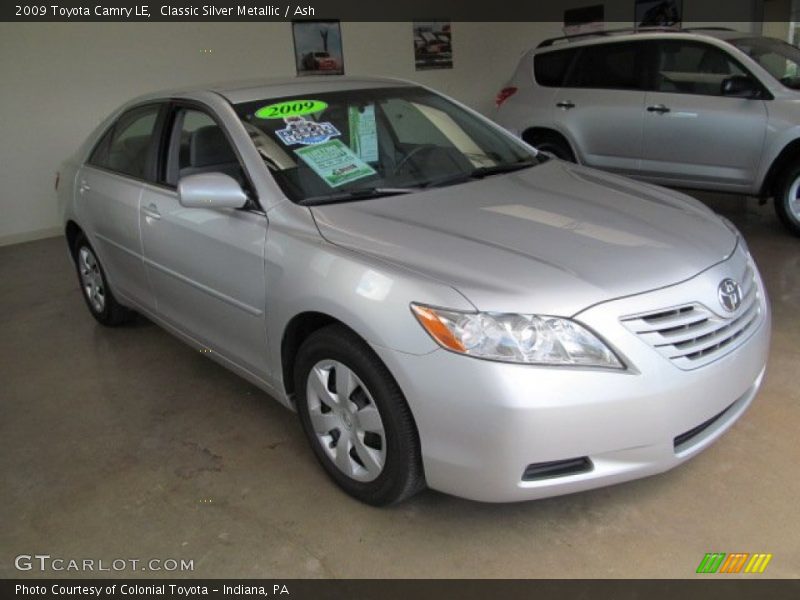 Classic Silver Metallic / Ash 2009 Toyota Camry LE