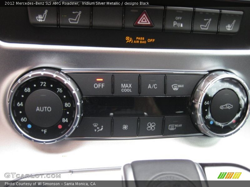 Controls of 2012 SLS AMG Roadster