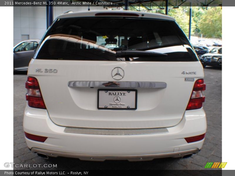 Arctic White / Cashmere 2011 Mercedes-Benz ML 350 4Matic