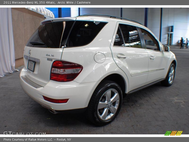Arctic White / Cashmere 2011 Mercedes-Benz ML 350 4Matic