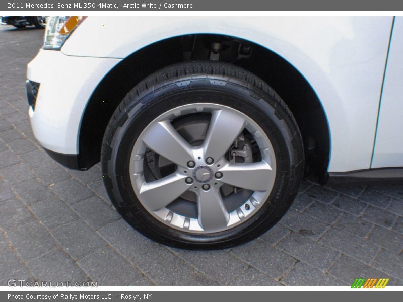 Arctic White / Cashmere 2011 Mercedes-Benz ML 350 4Matic