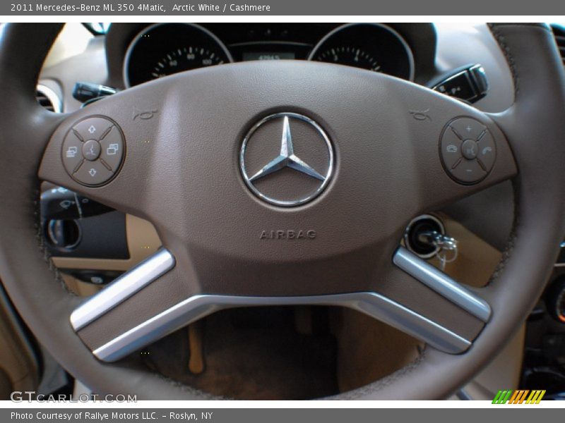 Arctic White / Cashmere 2011 Mercedes-Benz ML 350 4Matic