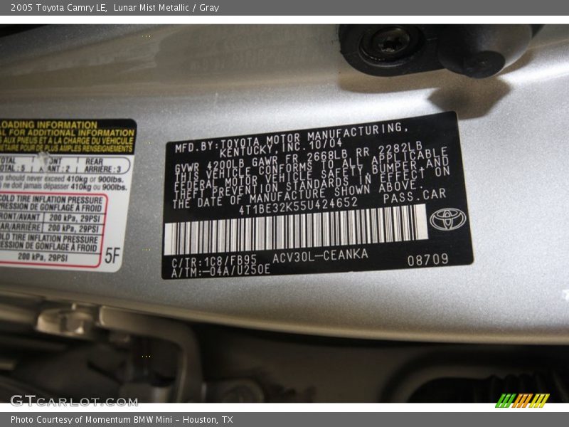 Lunar Mist Metallic / Gray 2005 Toyota Camry LE